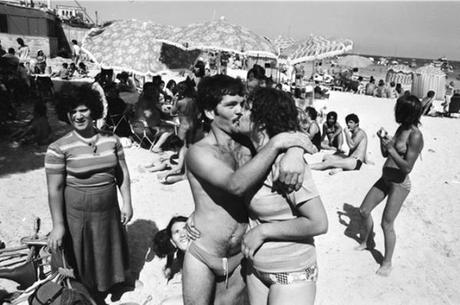 Letizia Battaglia, “Mondello. 1982”. © Letizia Battaglia.