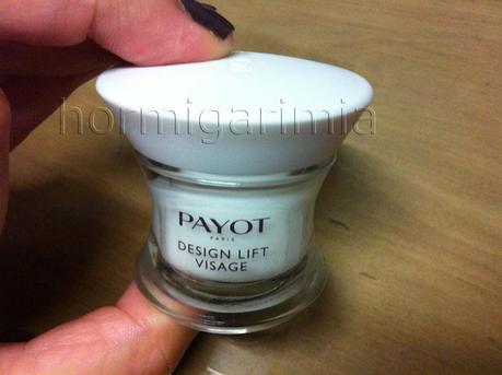 Glossybox Noviembre 2013 Modern Romance.