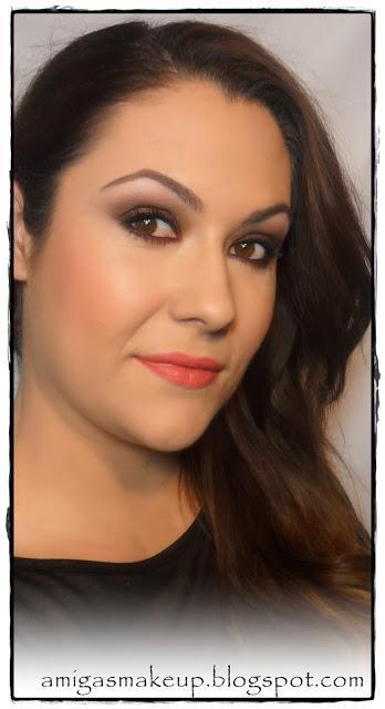 Vídeo-tutorial Lola Make Up, 1 look 3 opciones. 