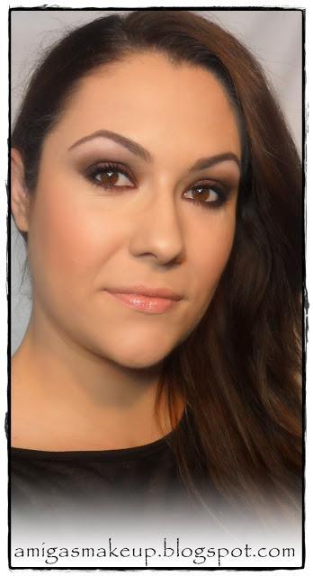 Vídeo-tutorial Lola Make Up, 1 look 3 opciones. 