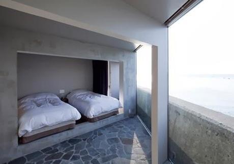 NOWHERE BUT SAJIMA. JAPÓN