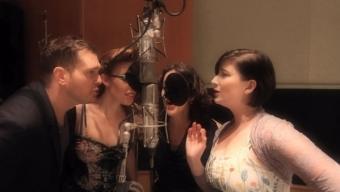 Michael Bublé & The Puppini Sisters – Jingle Bells :: sábados musicales y la torpeza de un adulto