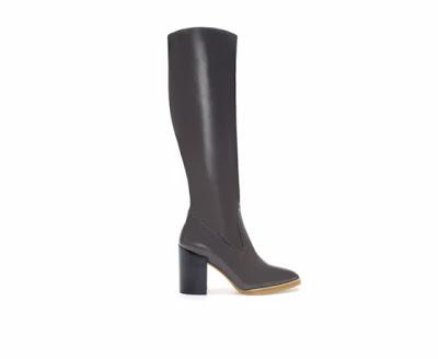 Zara apuesta fuerte por las botas altas