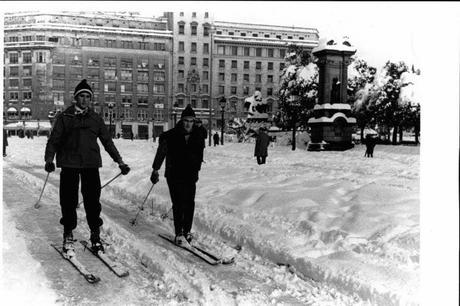 LA NEVADA DEL 1962, EN BARCELONA...22-12-2013...