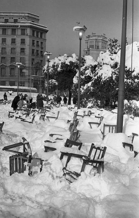 LA NEVADA DEL 1962, EN BARCELONA...22-12-2013...