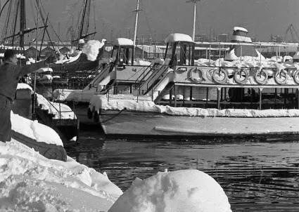 LA NEVADA DEL 1962, EN BARCELONA...22-12-2013...