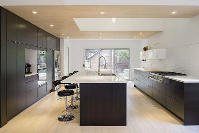 Ampliacion Moderna de Casa en Canada