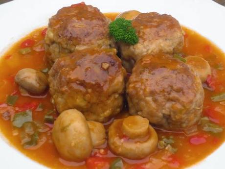 Albóndigas a la jardinera olla GM