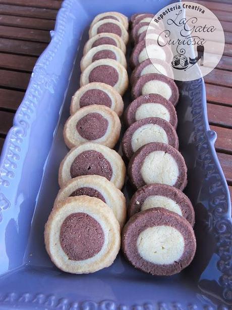 GALLETAS DE MANTEQUILLA BLANCO Y NEGRO