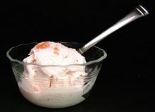 Helado de fresa.