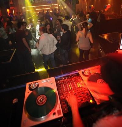 Concurso - Año Nuevo estilo Las Vegas  en el Business Tower Hotel