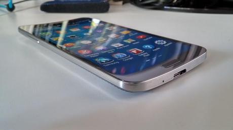 El Galaxy S5 no tendrá pantalla curva