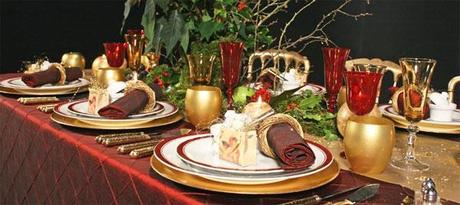 Lindas mesas navideñas en dorado