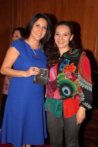 ISELA ROBLES Y MARIANA BARRANCO