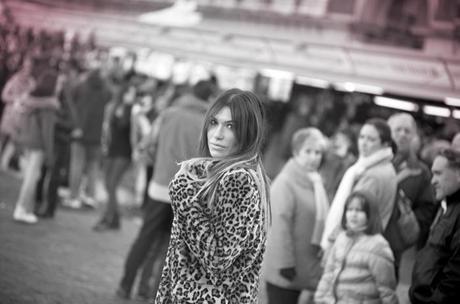 street style barbara crespo xmas time plaza mayor madrid fashion blogger outfit