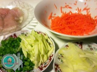 Croissants Salados rellenos de: Filete de pescado y verduras. Croissants Salados rellenos de: Filete de pescado y verduras.