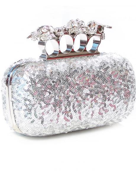 Bolso clucth puño americano