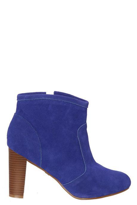 Botín campero azul klein