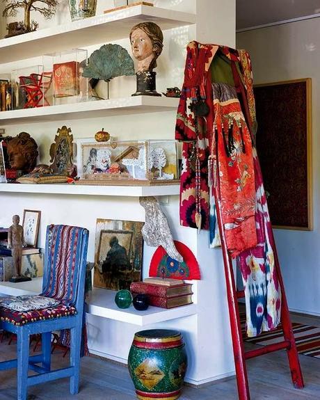 UN APARTAMENTO REBOSANTE DE VIDA Y COLOR