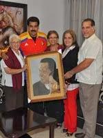 Raúl recibió a Maduro, quien también fue obsequiado con pintura de antiterrorista cubano