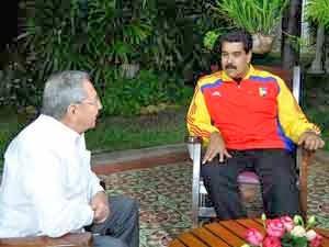 Raúl recibió a Maduro, quien también fue obsequiado con pintura de antiterrorista cubano