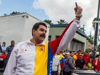 Maduro se reune con Raúl Castro en Cuba