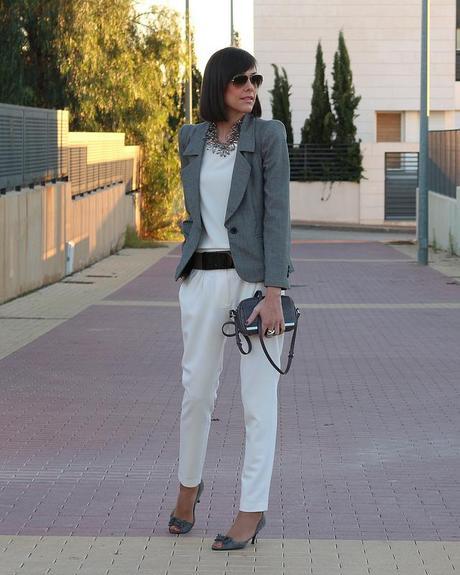 Navidad en gris y blanco roto