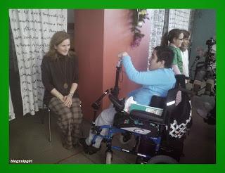 S. HA ESTADO ALLI: FIESTA NAVIDEÑA SOLIDARIA MENUDA FERIA A FAVOR DE ZANCADAS DE ILUSIÓN