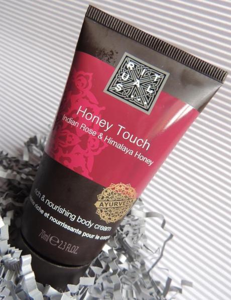 GLOSSYBOX de Diciembre 2013 GLOSSYBOX de Diciembre 2013