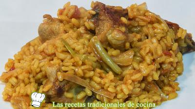 arroz meloso con costillas y ajos tiernos