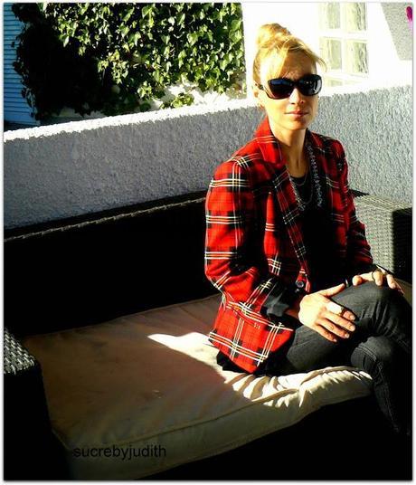 CHRISTMAS DAY LOOK CHRISTMAS DAY LOOK