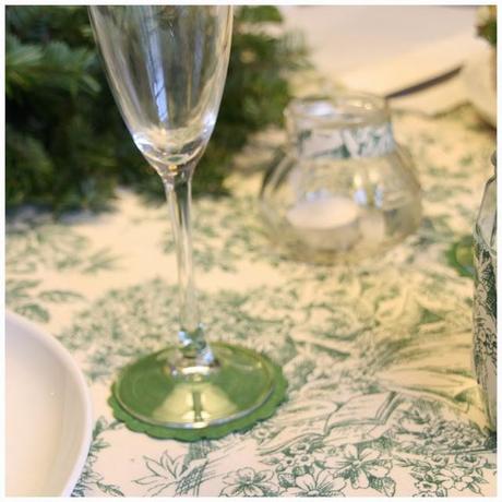 mi mesa de Nochebuena - my Christmas Eve table setting