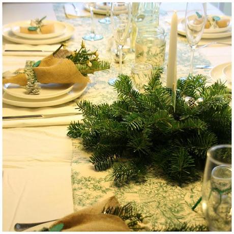 mi mesa de Nochebuena - my Christmas Eve table setting