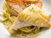 Filetes gallineta salsa champiñón vino dulce