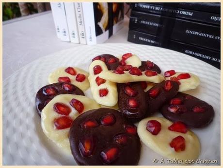 Chocolatinas de Chocolate Negro y Granada  ... y de no Chocolate Blanco