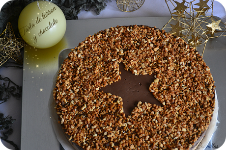 Tarta de turron y chocolate facil para navidad