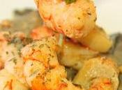 Setas salteadas pimentón langostinos