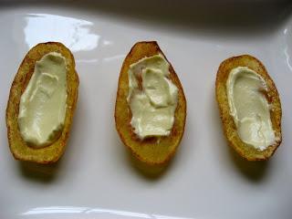 BARCOS DE PATATA CON MORCILLA Y JAMÓN