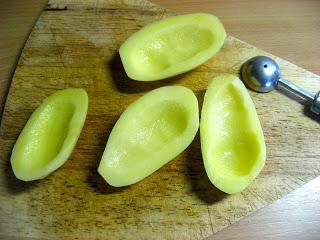 BARCOS DE PATATA CON MORCILLA Y JAMÓN