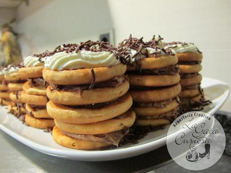 PASTEL DE GALLETAS CON CREMA DE NUTELLA AL RON