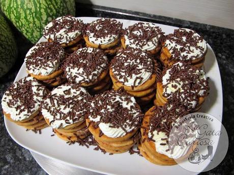 PASTEL DE GALLETAS CON CREMA DE NUTELLA AL RON