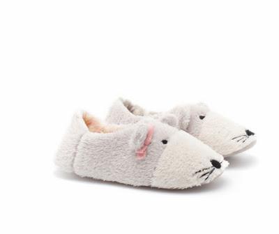 No pueden ser más monos los accesorio de Oysho