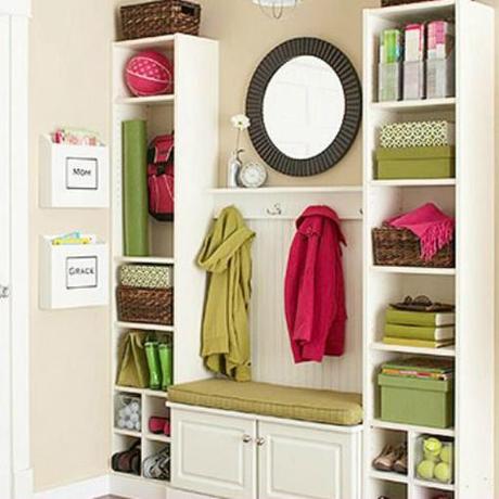 recibidor verde y fucsia