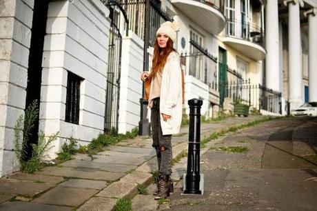 STREET STYLE INSPIRATION; BEANIE HATS.-