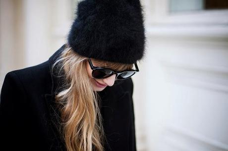 STREET STYLE INSPIRATION; BEANIE HATS.-