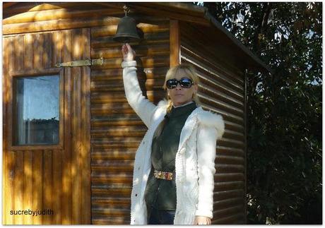 LOOK FOR A FIELD DAY LOOK FOR A FIELD DAY