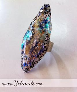 Anillo de acrílico.