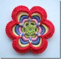Broche flor (proyecto compartido en Dehilos)