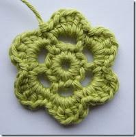 Broche flor (proyecto compartido en Dehilos)