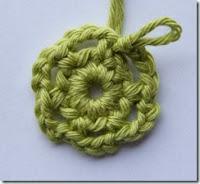 Broche flor (proyecto compartido en Dehilos)